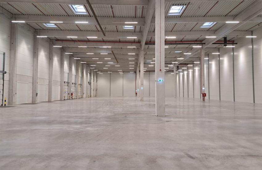 Kiadó Budapest raktár logisztikai célra